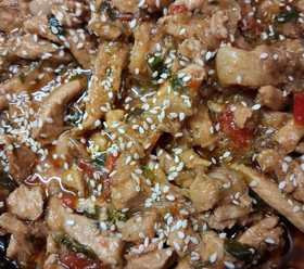 Свинина в соусе Том Ям