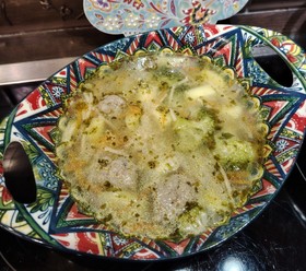 Супчик с брокколи и фрикадельками