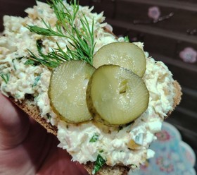 Намазка на хлеб из горбуши