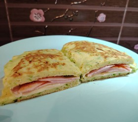 Кабачковые лепешки  с начинкой