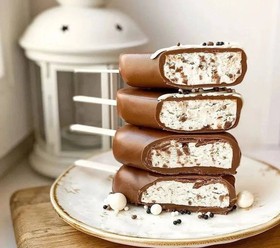 Творожные эскимо с кусочками шоколада