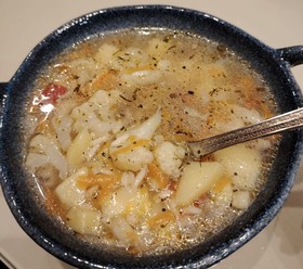 Куриный суп с цветной капустой и пастой орзо