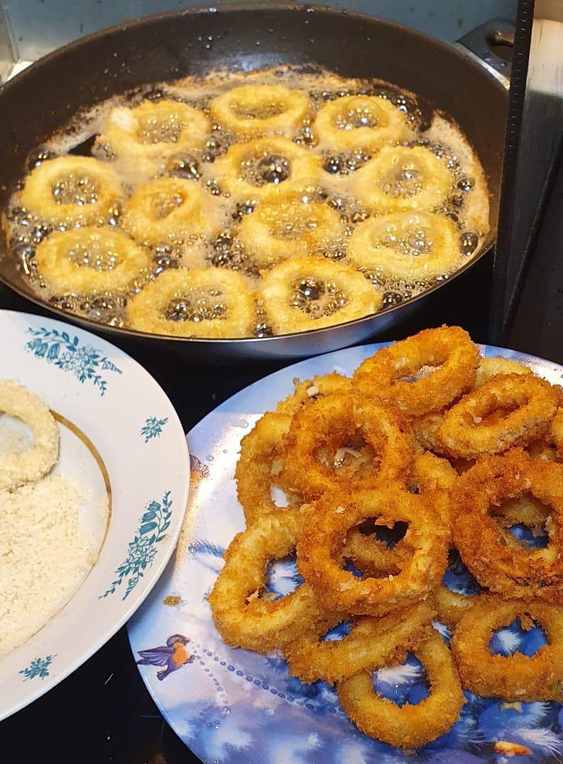 Кольца кальмара в сухарях