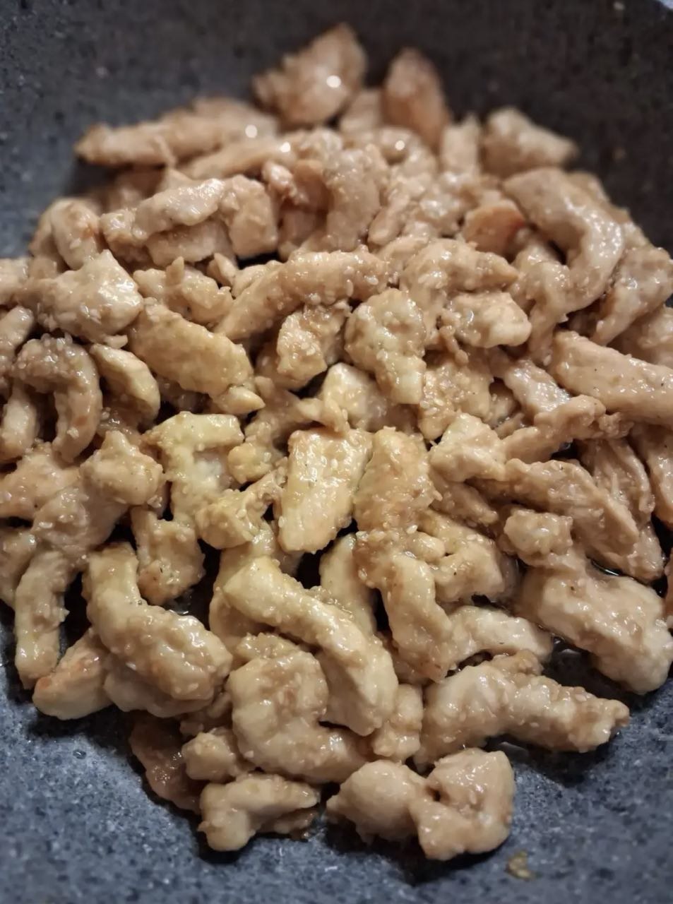 Филе грудки индейки в соусе