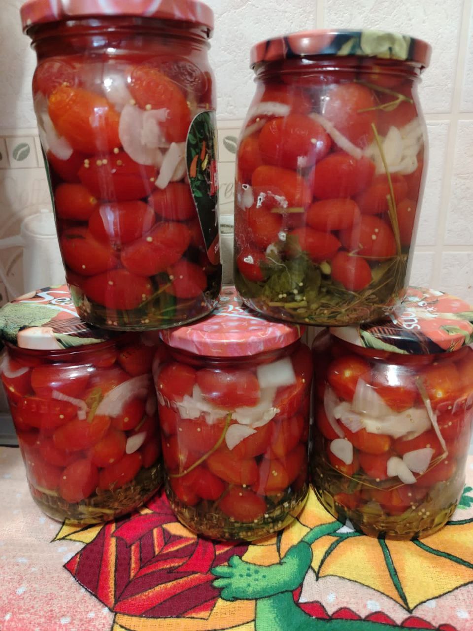 Маринованные помидоры черри